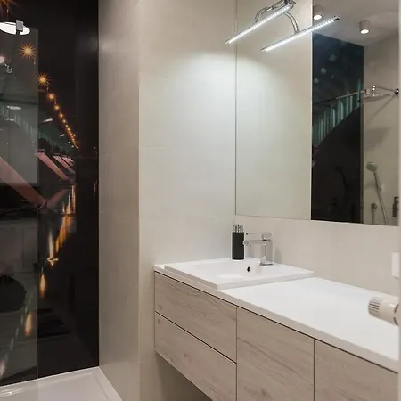 Kapelanow Apartman Varsó